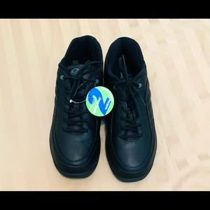 Easy Spirit sneakers